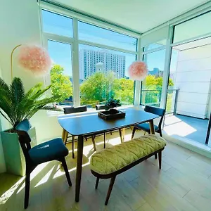https://lovely-2-bedroom-downtown-suite-with-free-parking.hotels-victoria.net